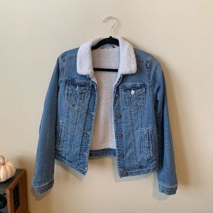 H&M Divided Sherpa-lined Jean Jacket